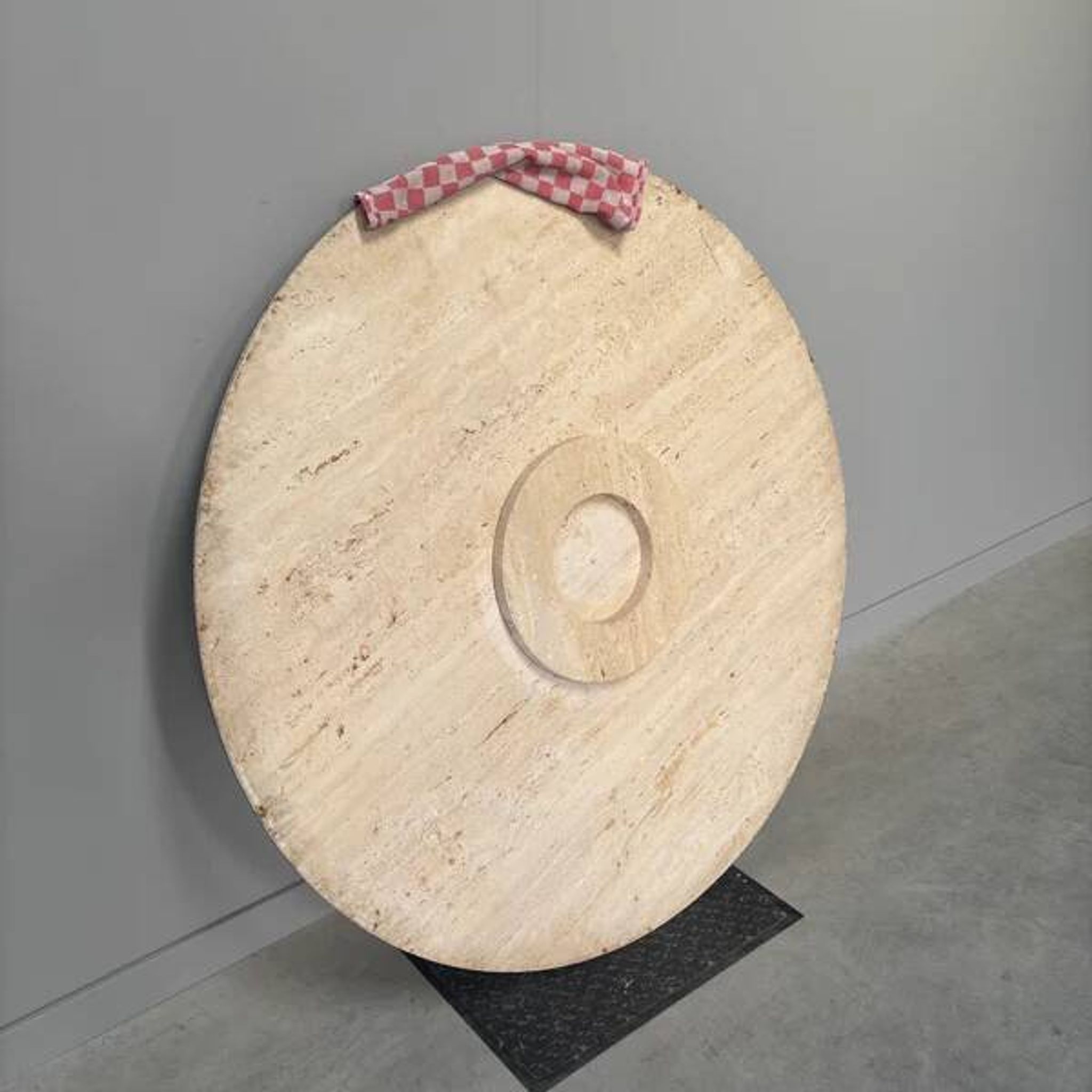 Large travertine round coffee table by Up & Up, Italy 1970s