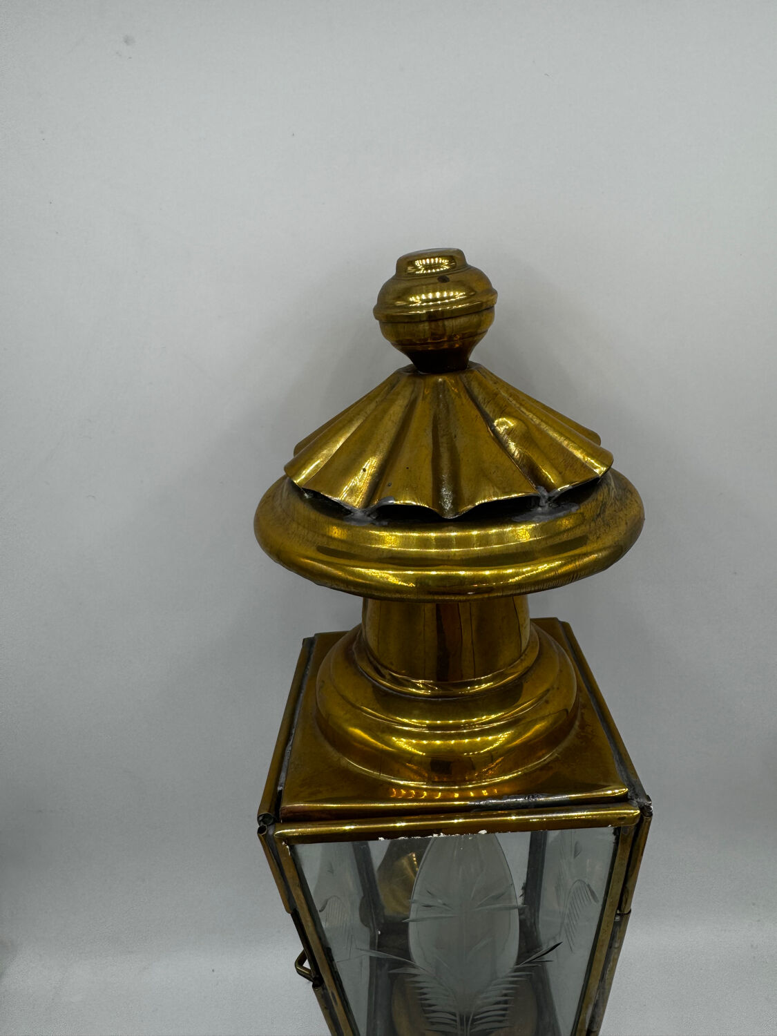 19th-century carriage lamp