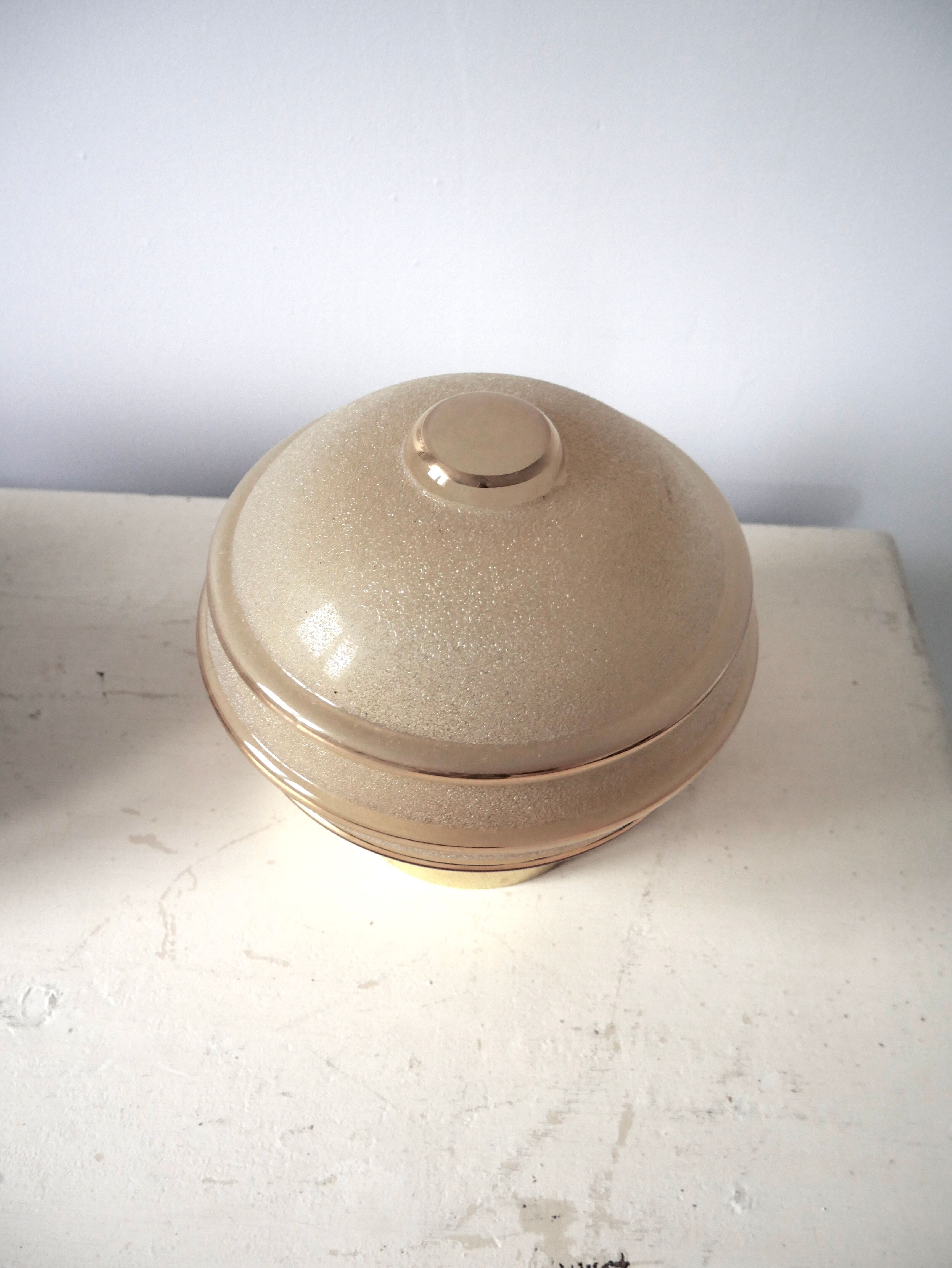 Frosted glass table lamp