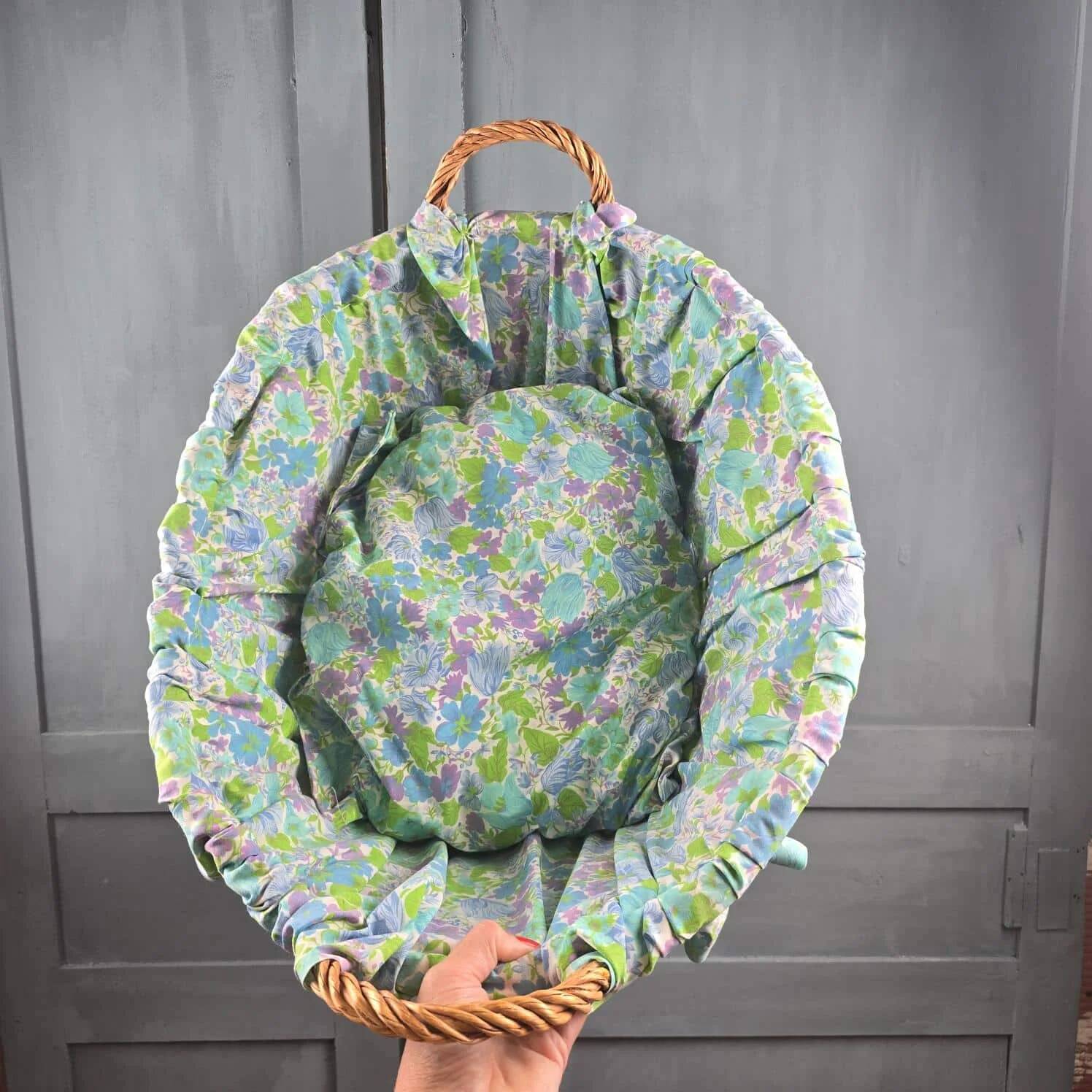 Vintage wicker basket – Blue floral fabric & matching cushion