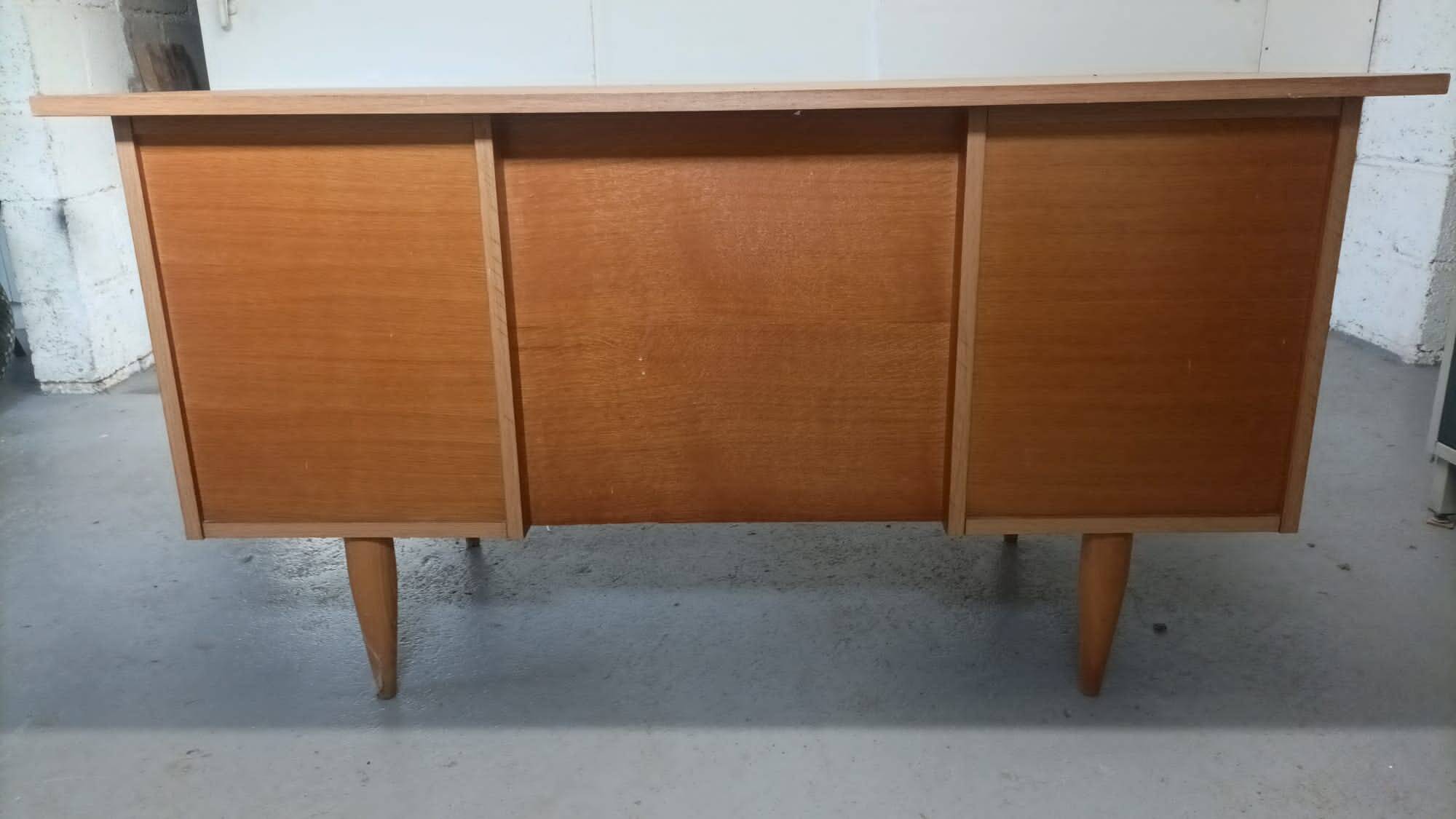 Bureau en bois