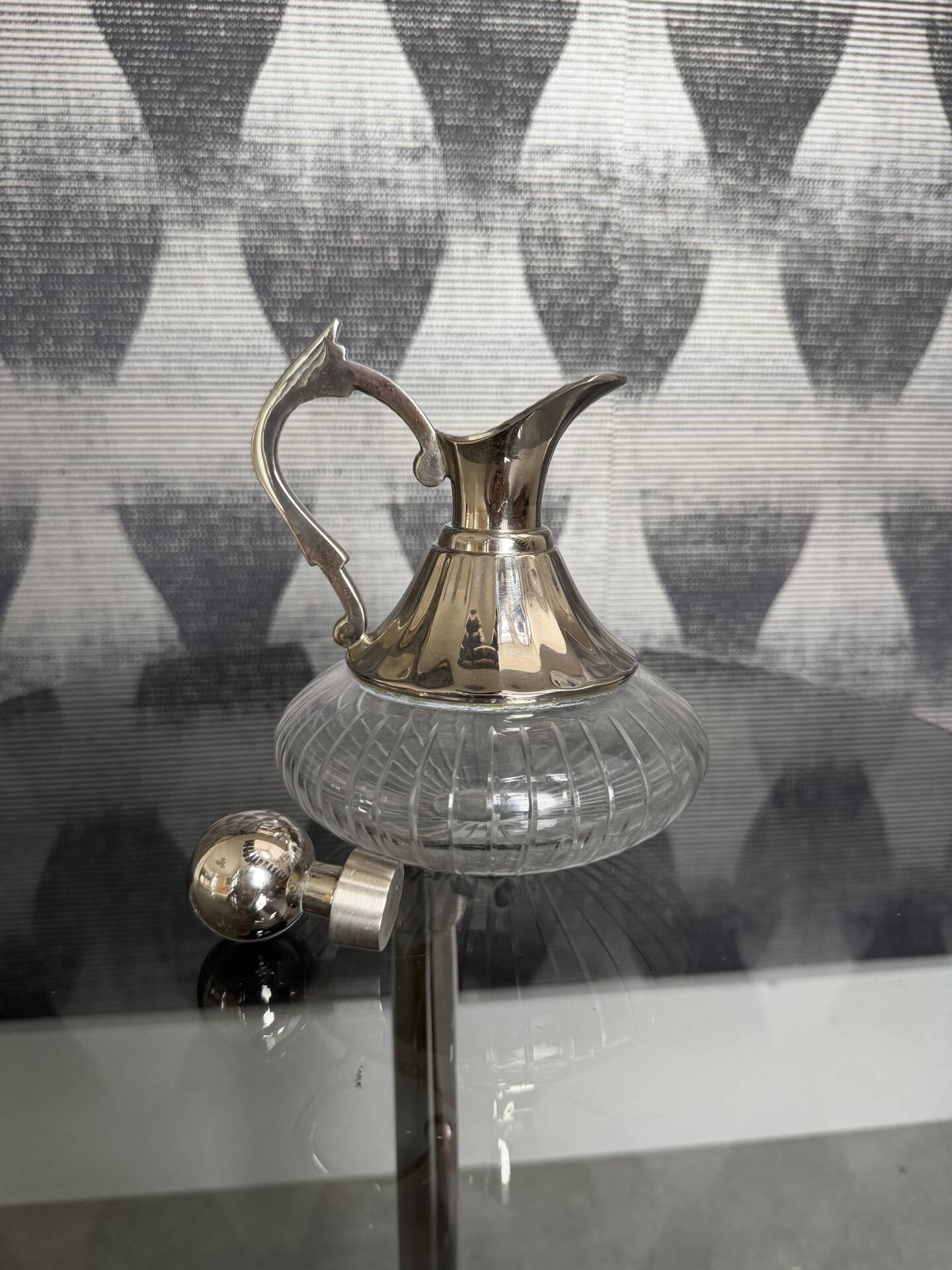 Small vintage carafe / jug in crystal and silver-plated metal – Style L