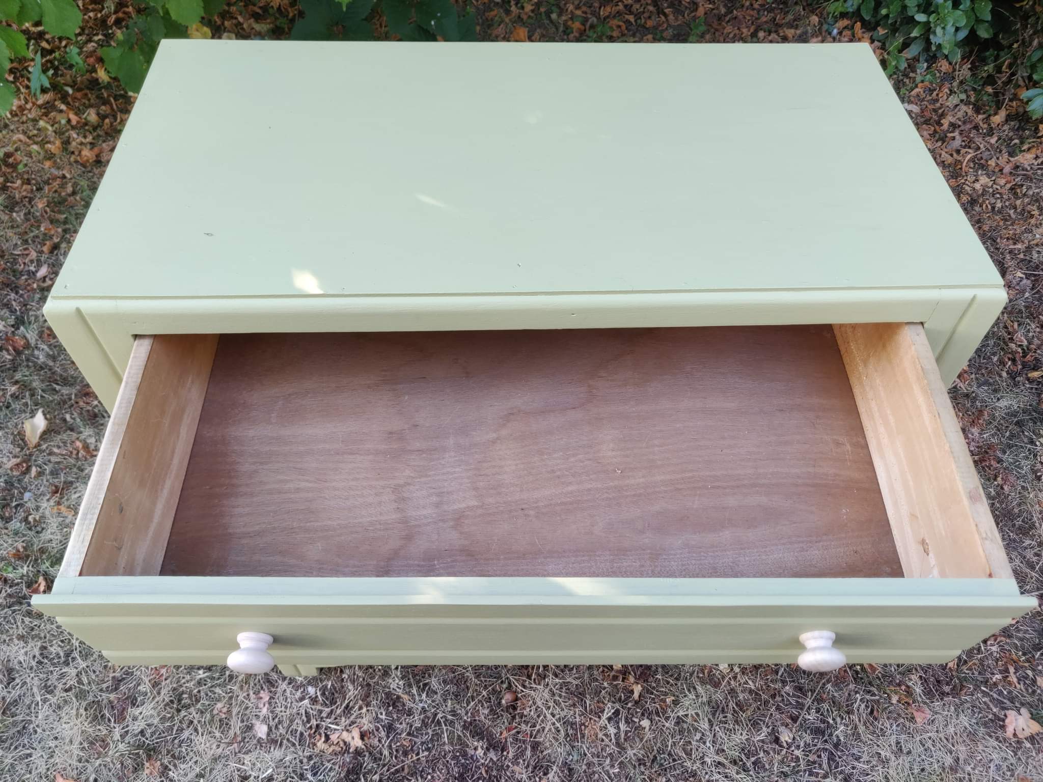 Antique chest of drawers