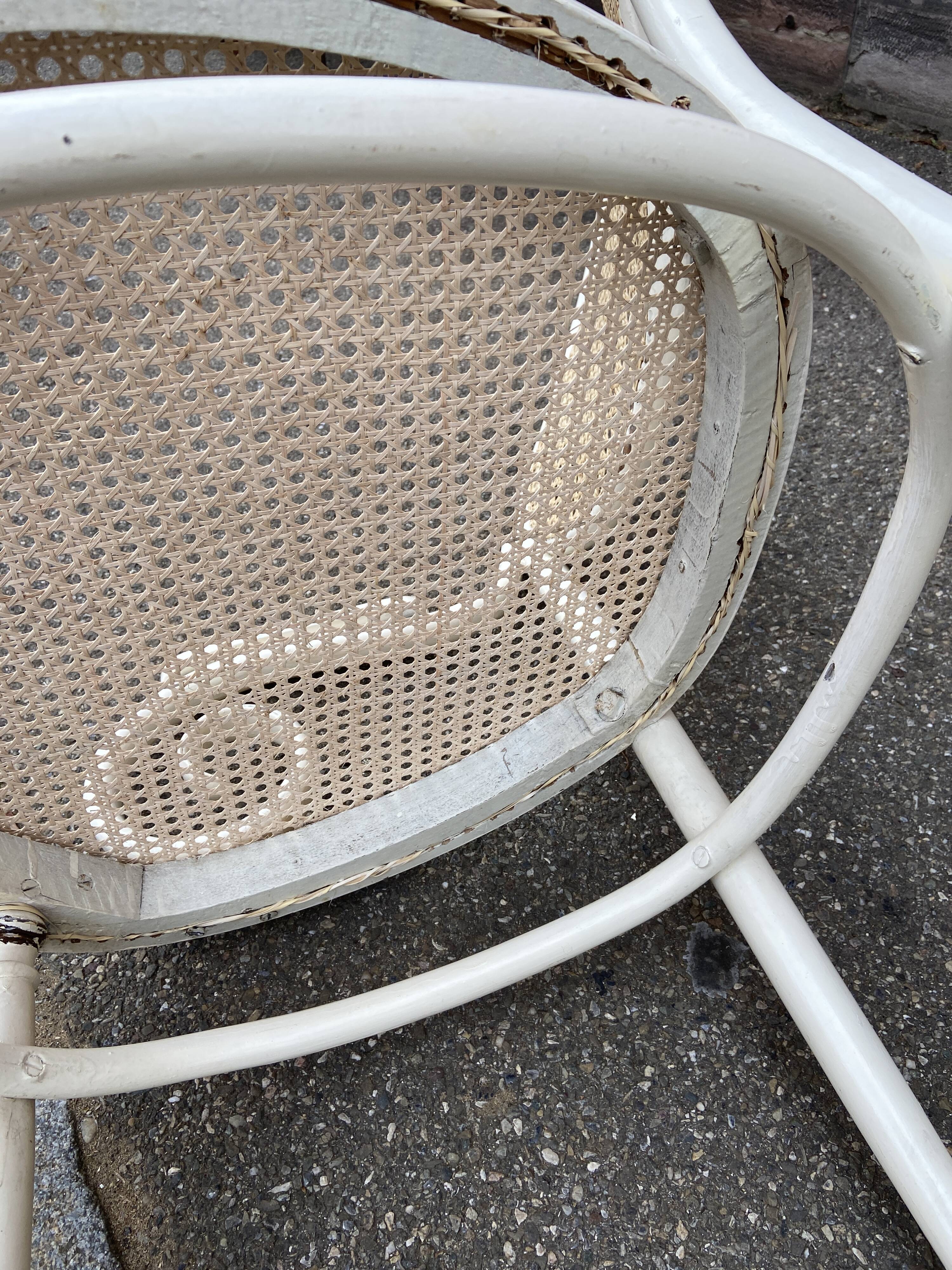 Viennese bistro armchair Nr 11 late nineteenth Bentwood