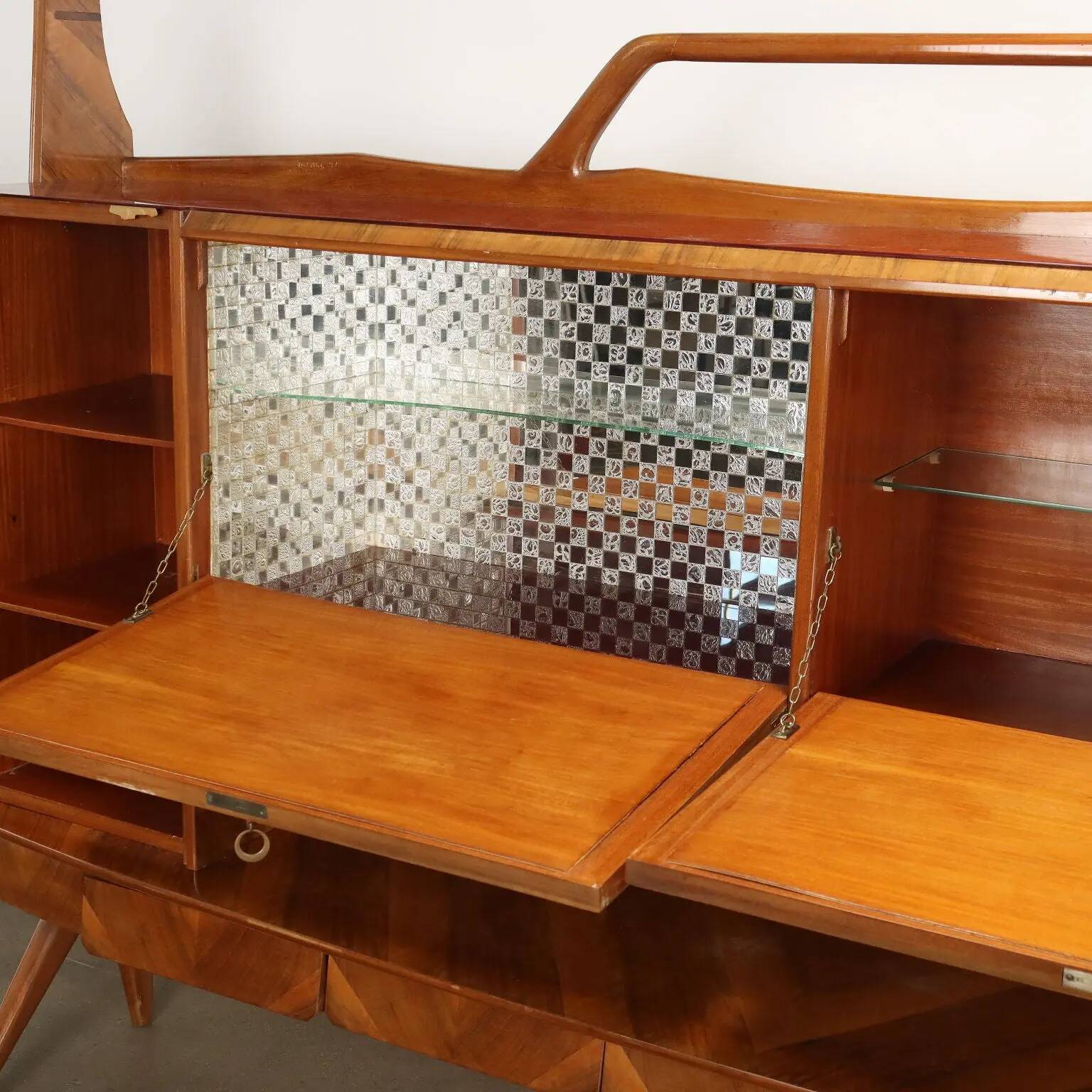 Vintage buffet in walnut veneer and glass, Italy, 1950s-1960s.