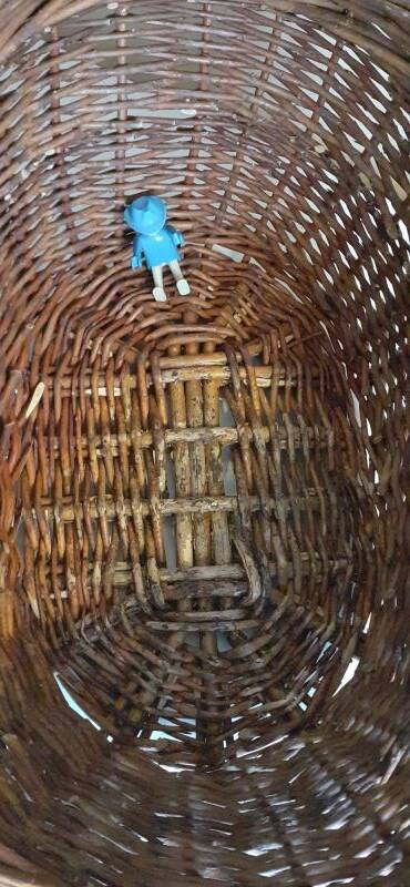 Vintage wicker oval basket