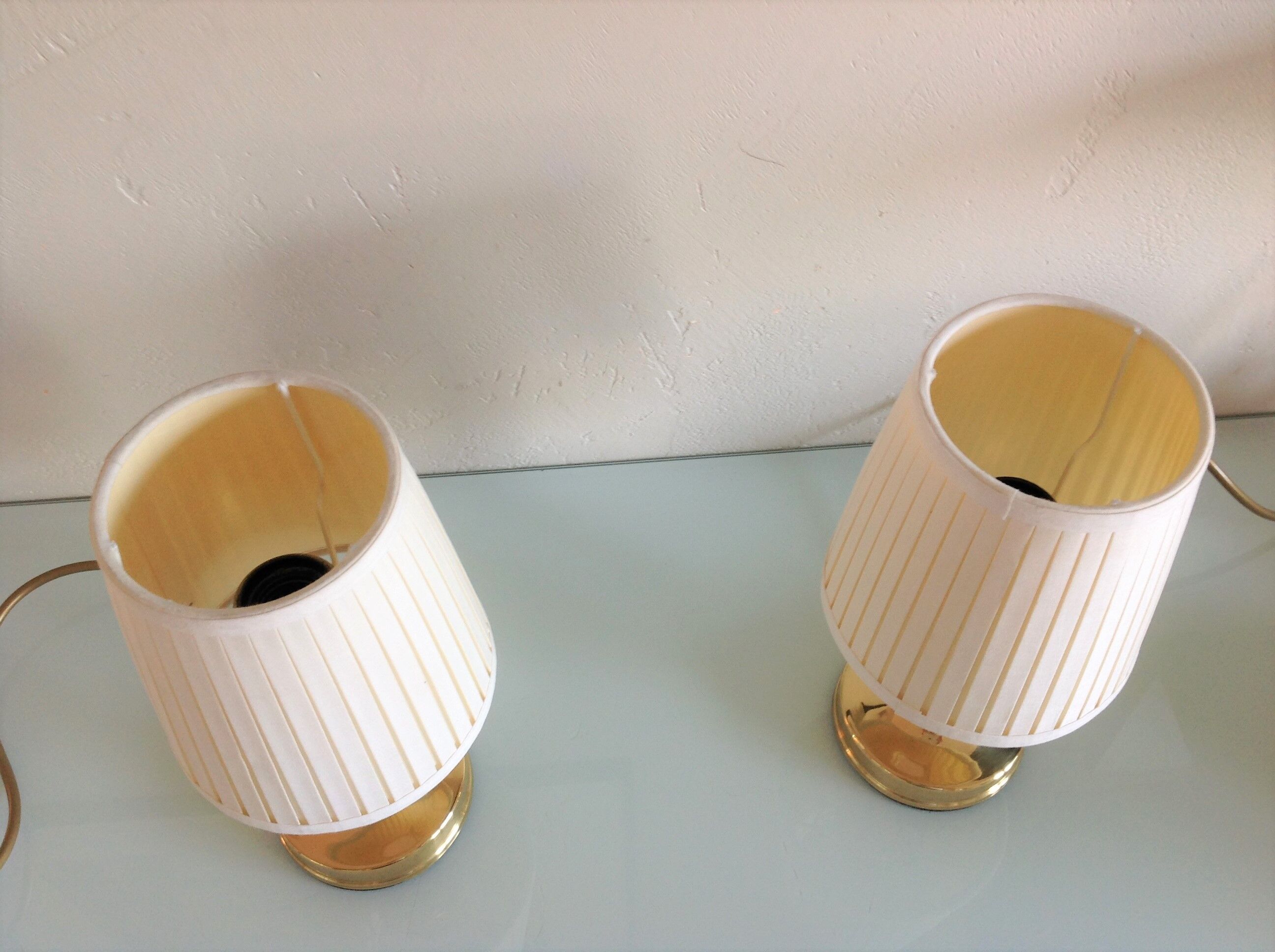 Pair of bedside lamps in golden metal and lampshade creme / vintage years 60-70