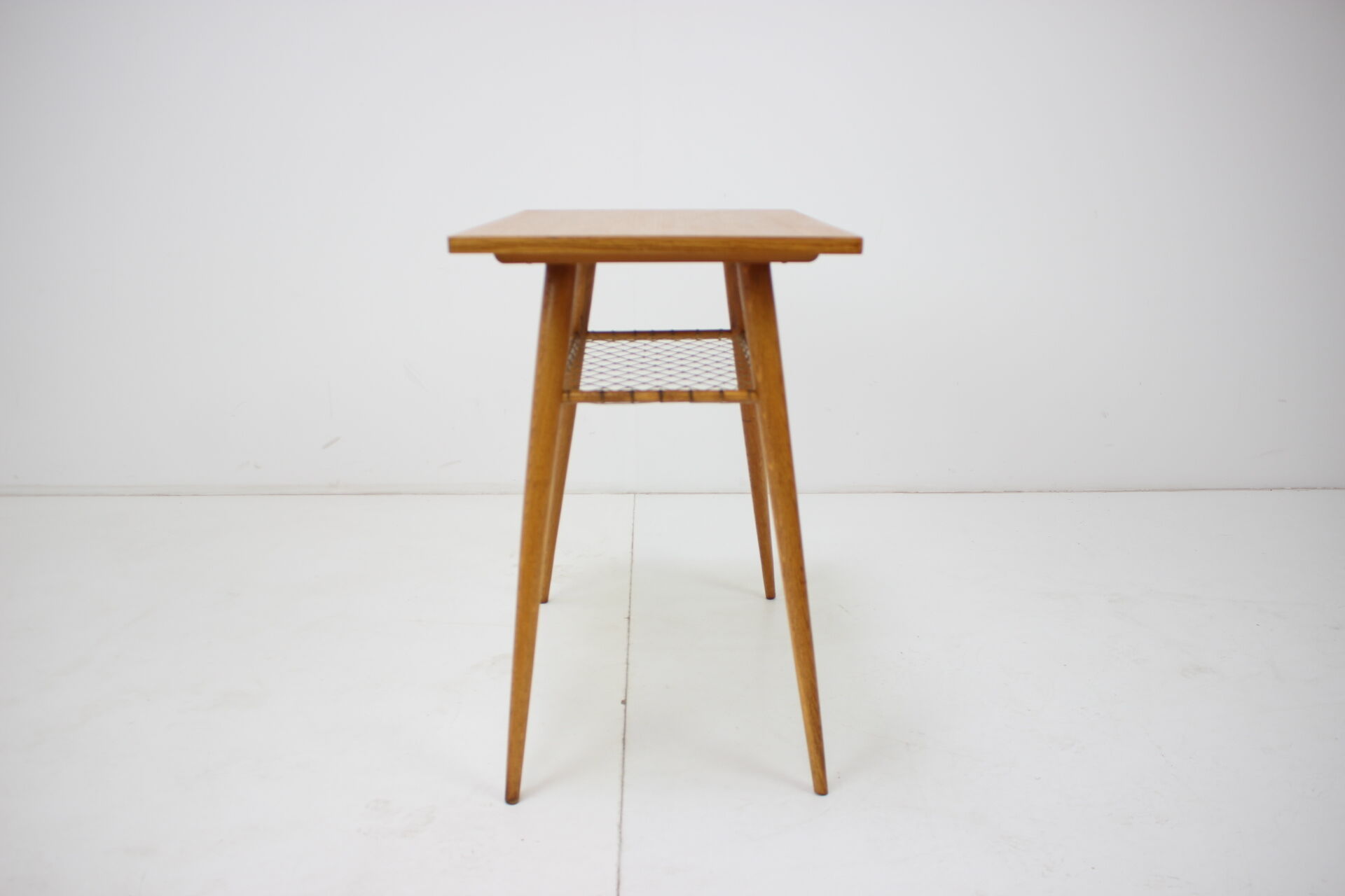 Table en chêne du milieu du siècle, années 1970.