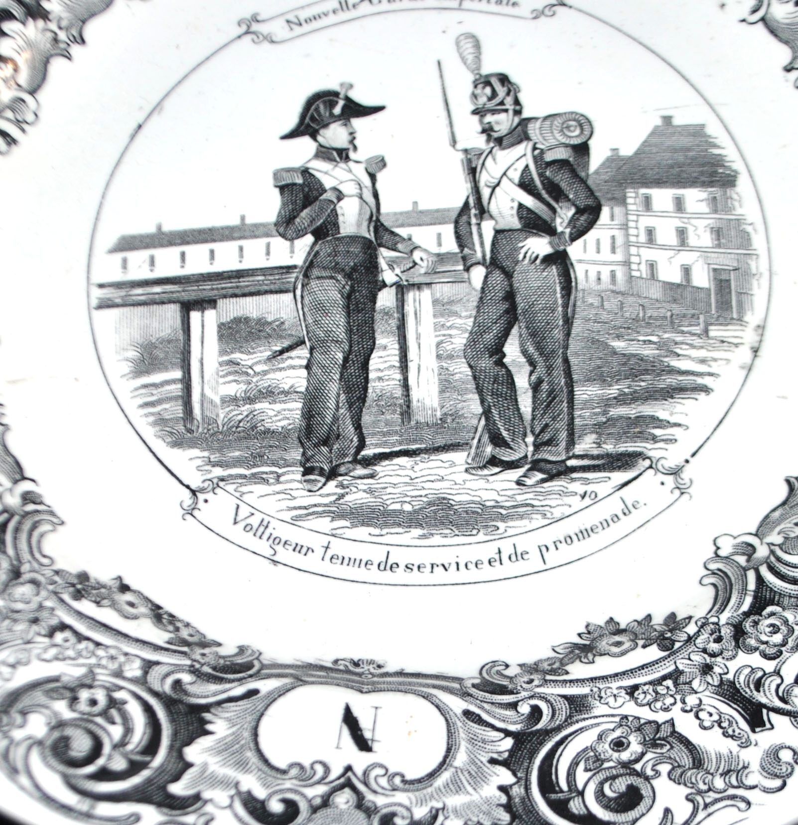 Sarreguemines U&C illustrated talking plate "Napoleon" 19th century.