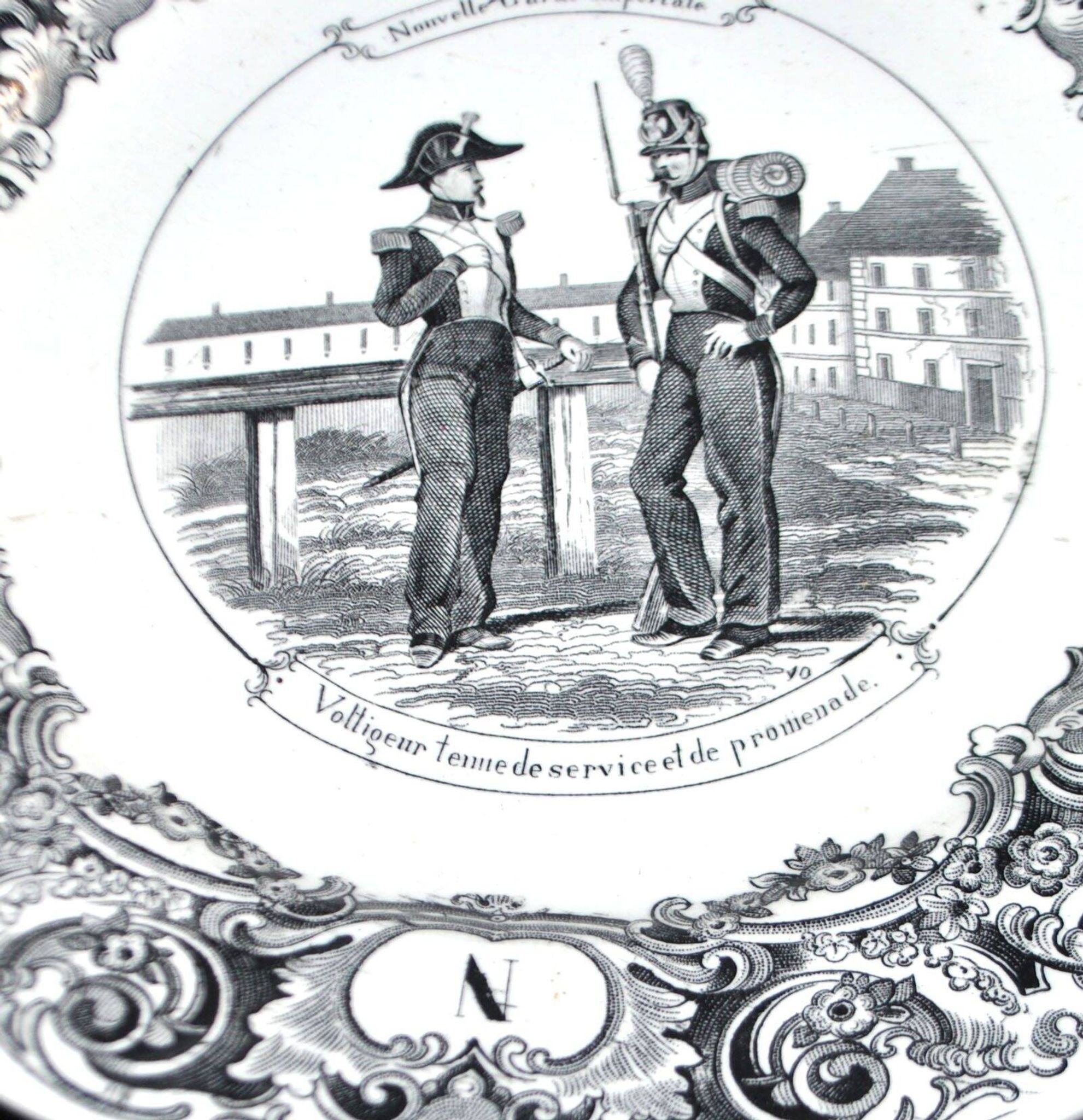 Sarreguemines U&C illustrated talking plate "Napoleon" 19th century.