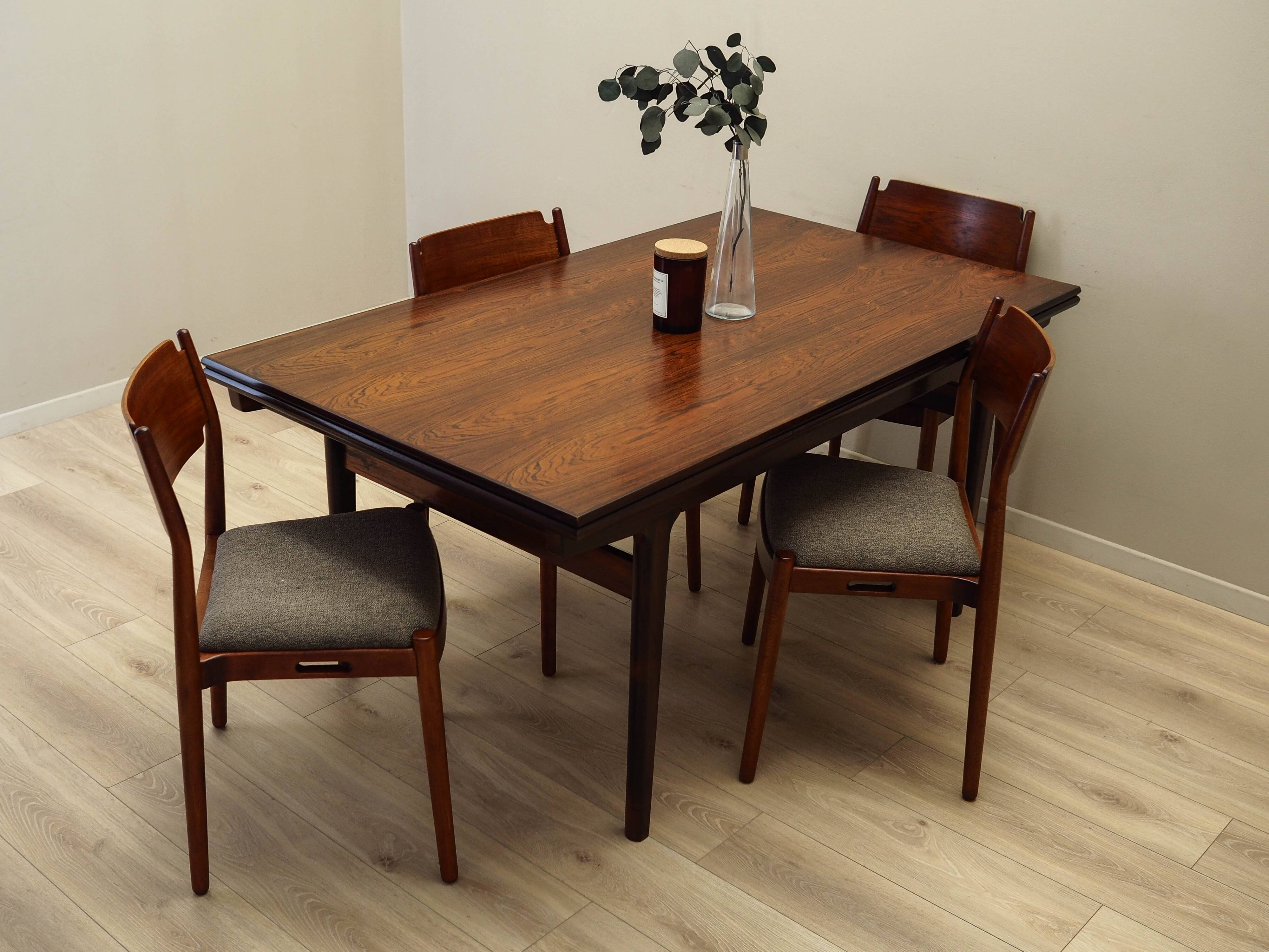 Rosewood table, Danish design, 1960s, designer: Henning Kjaernulf, manufact
