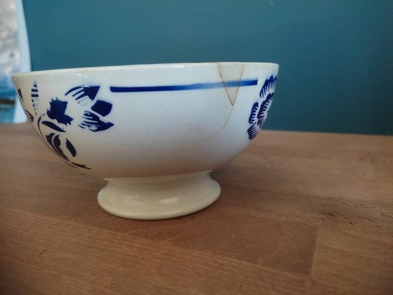 Digoin Badonviller porcelain bowl blue