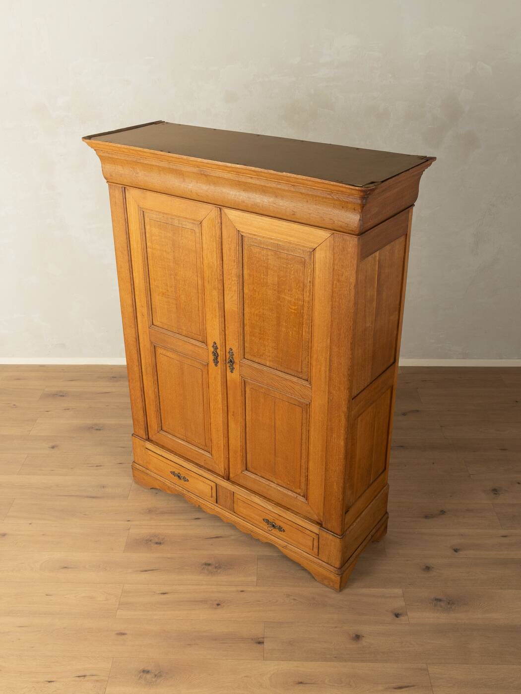Classic Biedermeier wardrobe made of solid oak around 1840