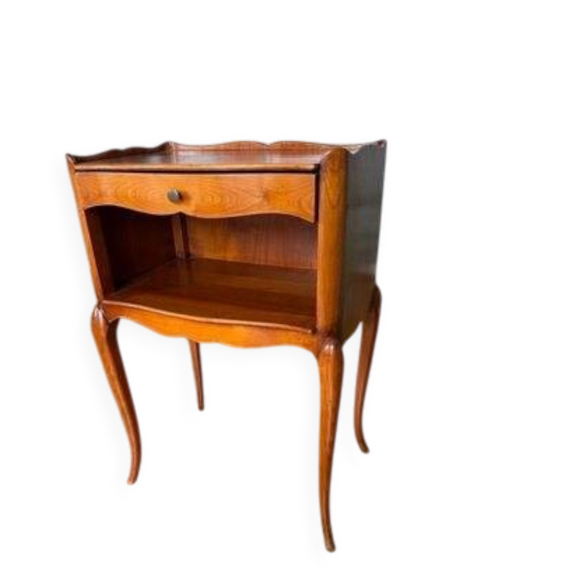 Vintage wooden bedside table in Louis XV style / chic country.