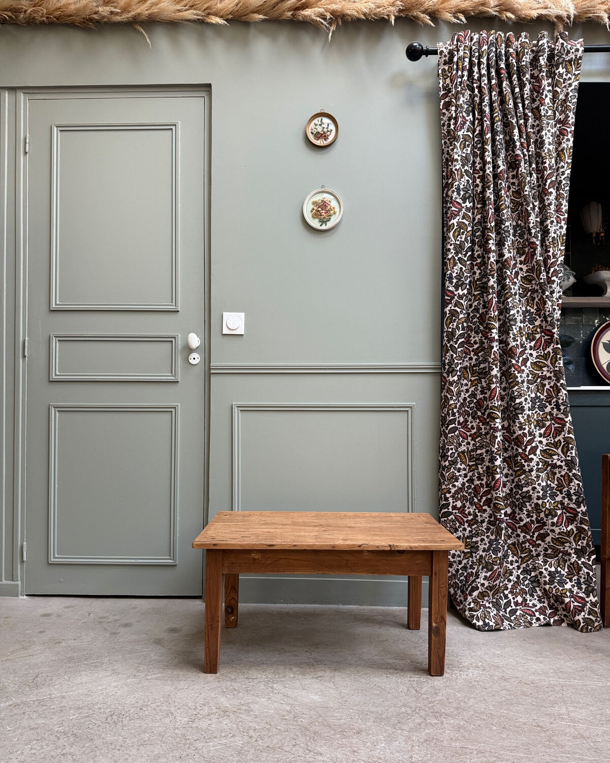 Small farmhouse coffee table