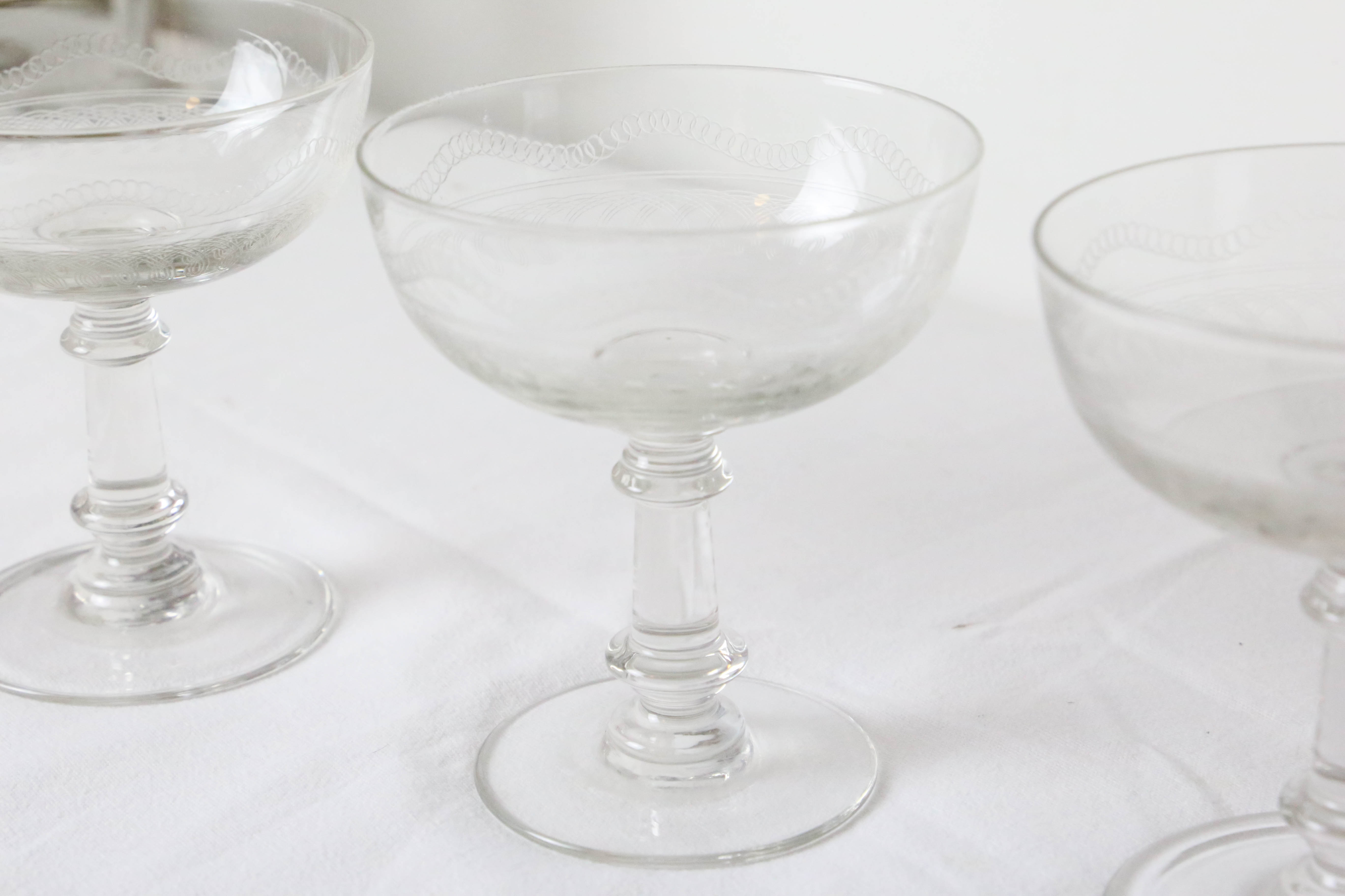 Set of 3 glasses of champagne, vintage