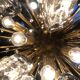 Lampe Sputnik de style milieu du siècle, lustre en verre de Murano et en laiton italien.
