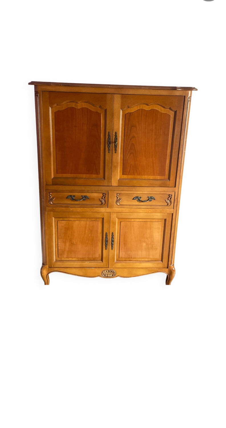 Solid wood wardrobe/buffet – classic style – milk handles