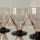 6 petits verres à vin ou à eau art déco rose et pied noir 7 cl