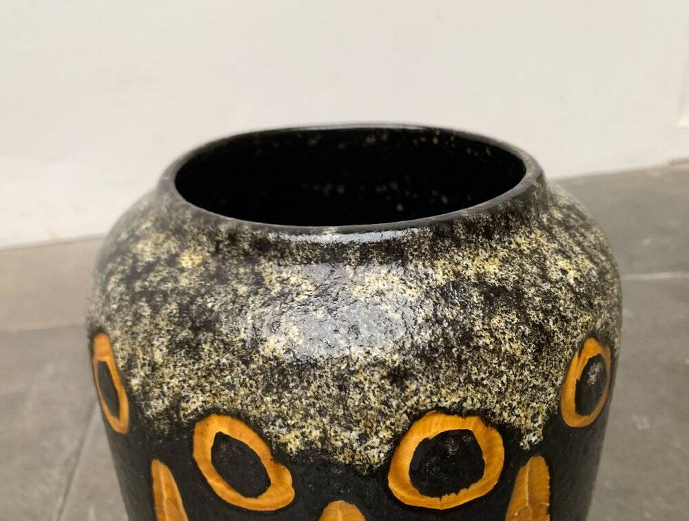 Brutalist sun vase in West German pottery WGP from the mid-century by Scheurich, 1960s.