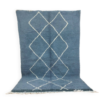 Handmade wool Berber rug 260 x 155 cm