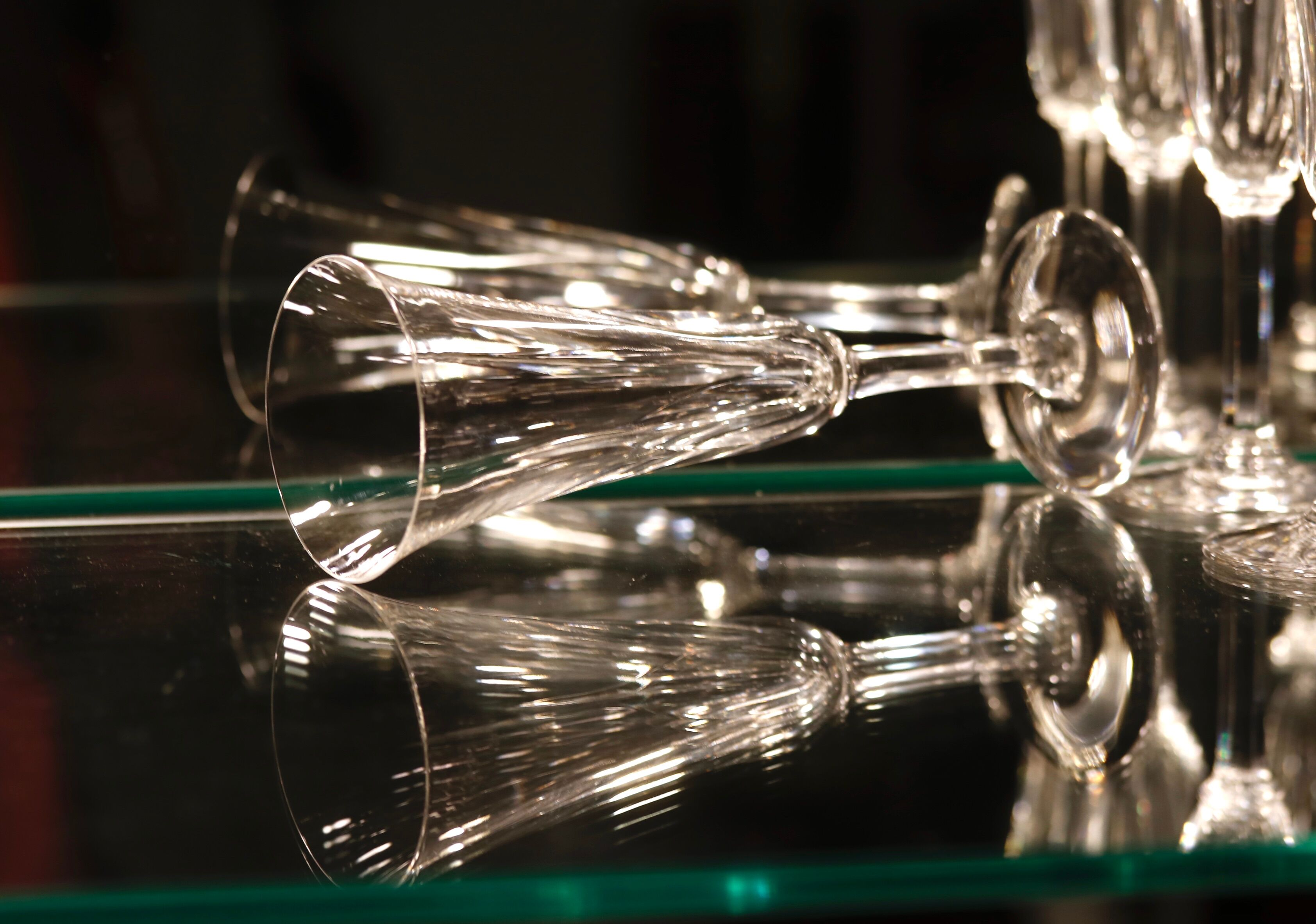 Series of 8 Crystal Champagne flutes from Saint Louis, Cerdagne model