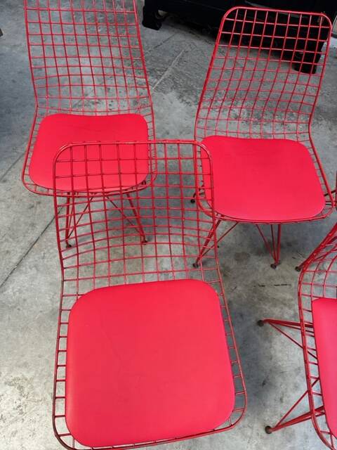 Suite of 10 metal chairs