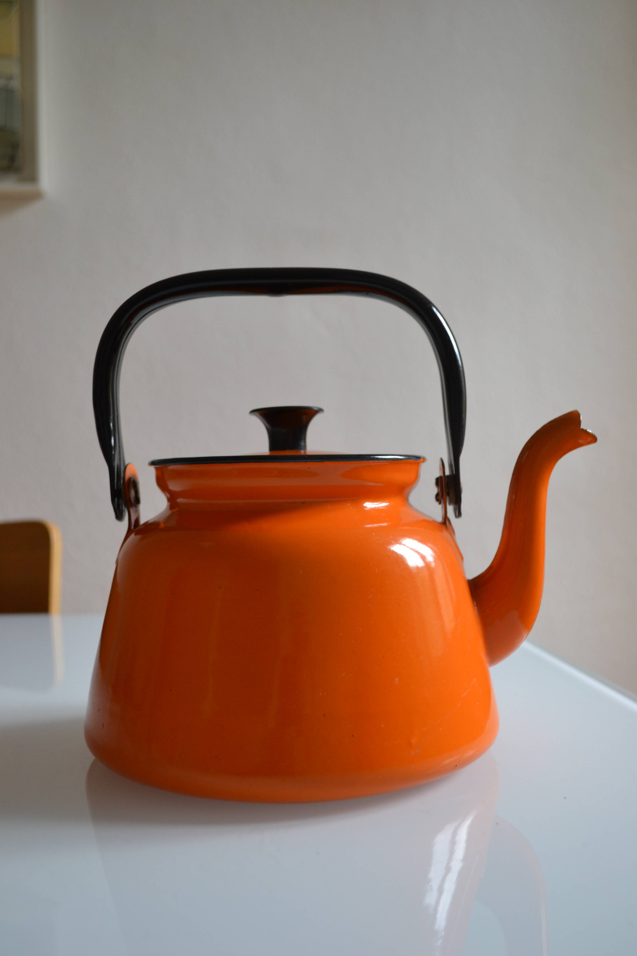 Vintage kettle orange enameled steel 1.5 liter