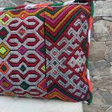 Magnifique coussin Kilim berbère vintage du Maroc