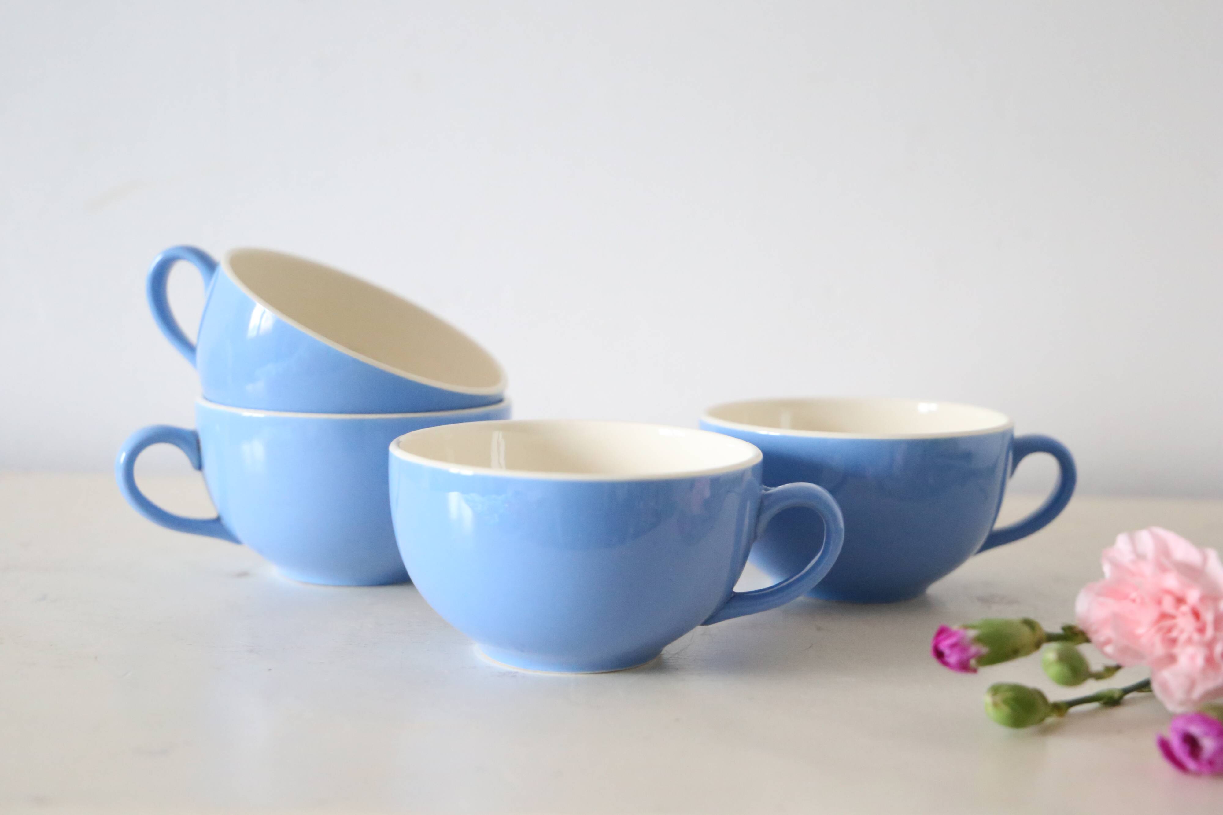 Ensemble de 4 tasses bleue et beige Villeroy et Boch vintage