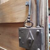Armoire ancienne, début XIX°, patine peinte d’origine
