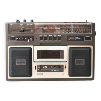 Philips AR774 1978 Cassette Radio - A Piece of Vintage History