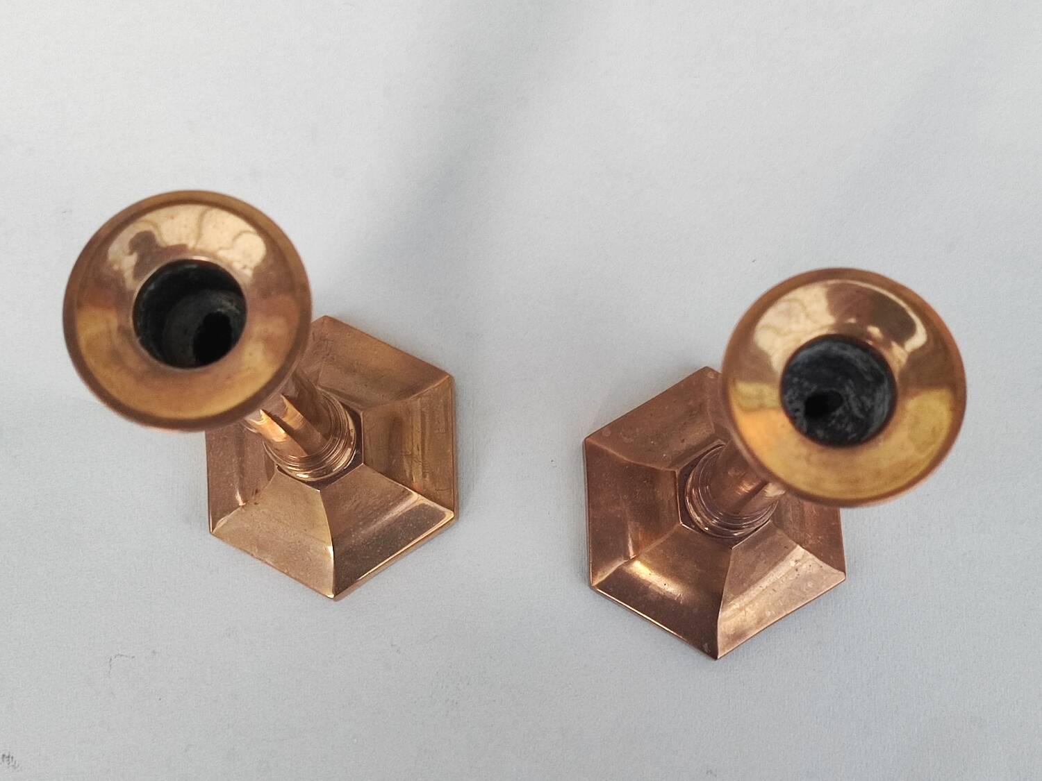 Paire de lustres en bronze