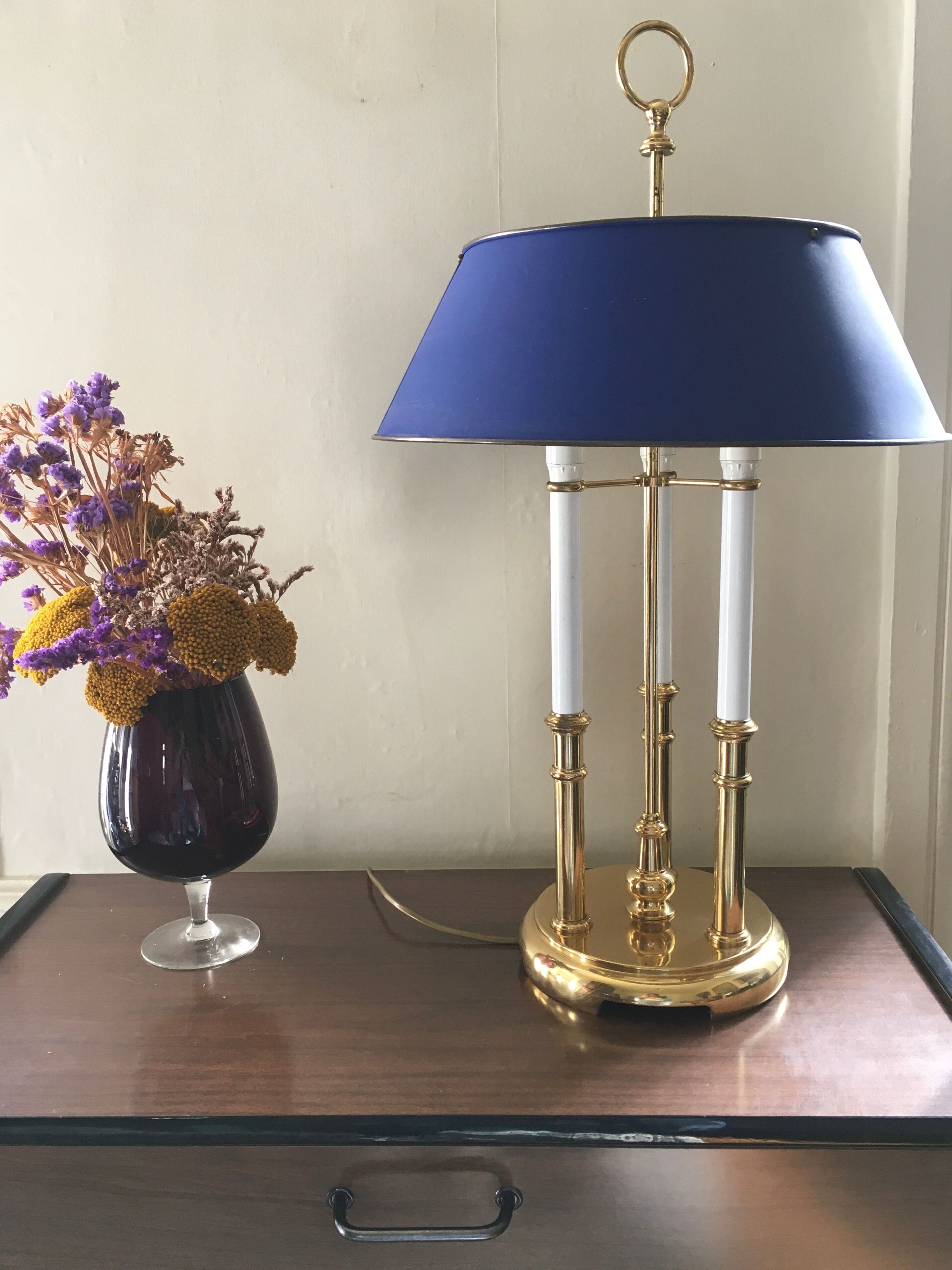 Golden bronze hot water lamp