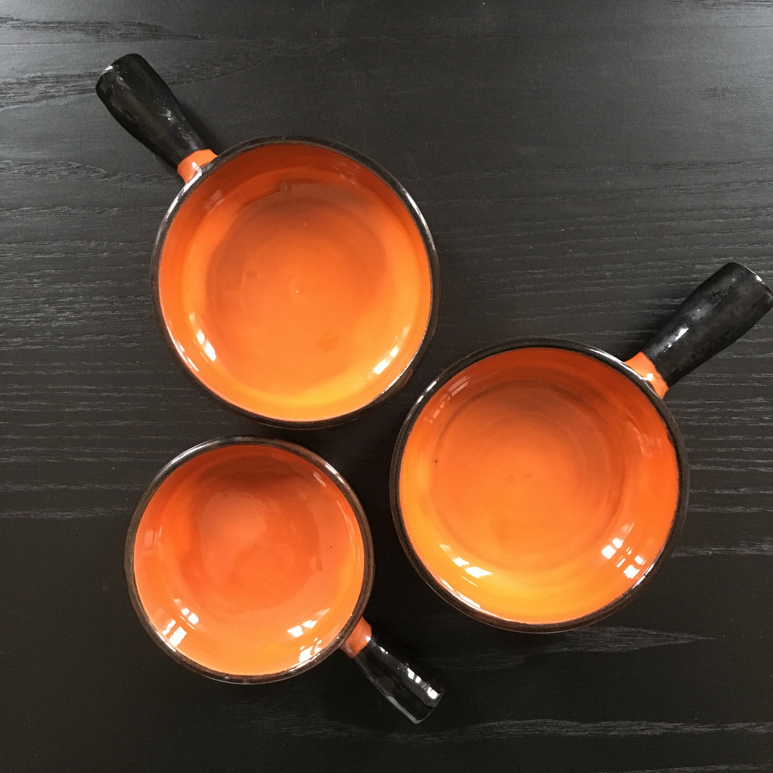 Lot 3 poêlons orange et noir