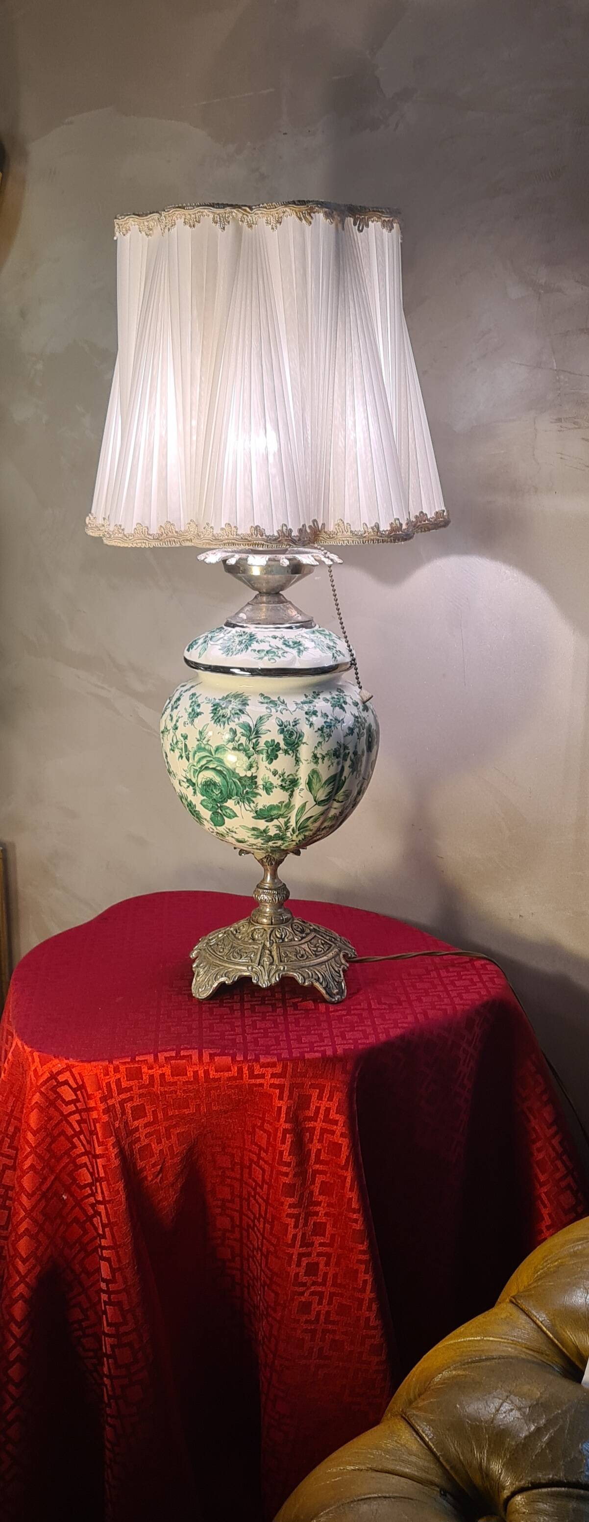 antique lamp 65x32 bronze and porcelain pull-out in very good condition