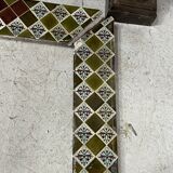 Napoleon III fireplace with claw feet in speckled marble, 19th century.