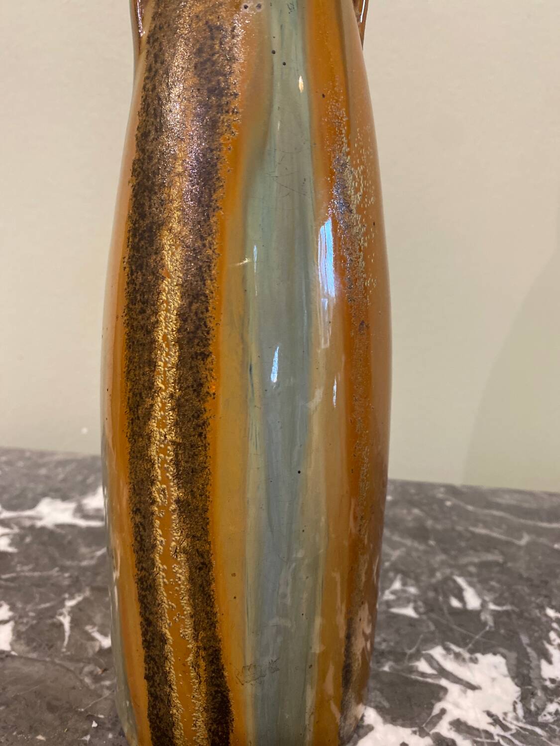 Enameled stoneware carafe