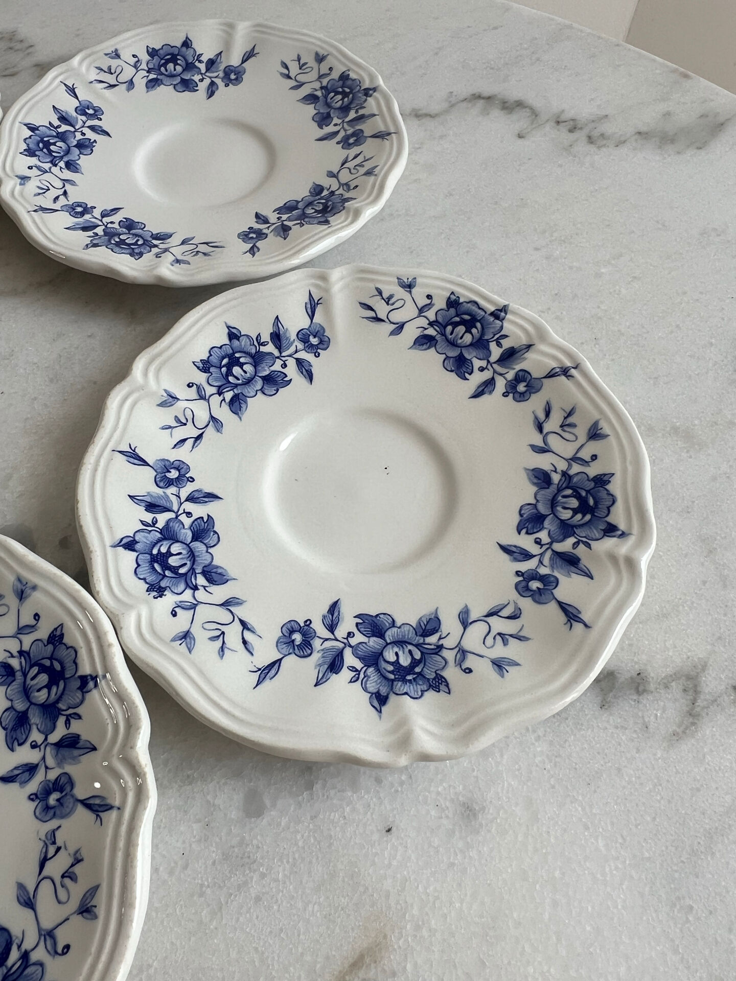 Set of 5 antique Sarreguemines saucers