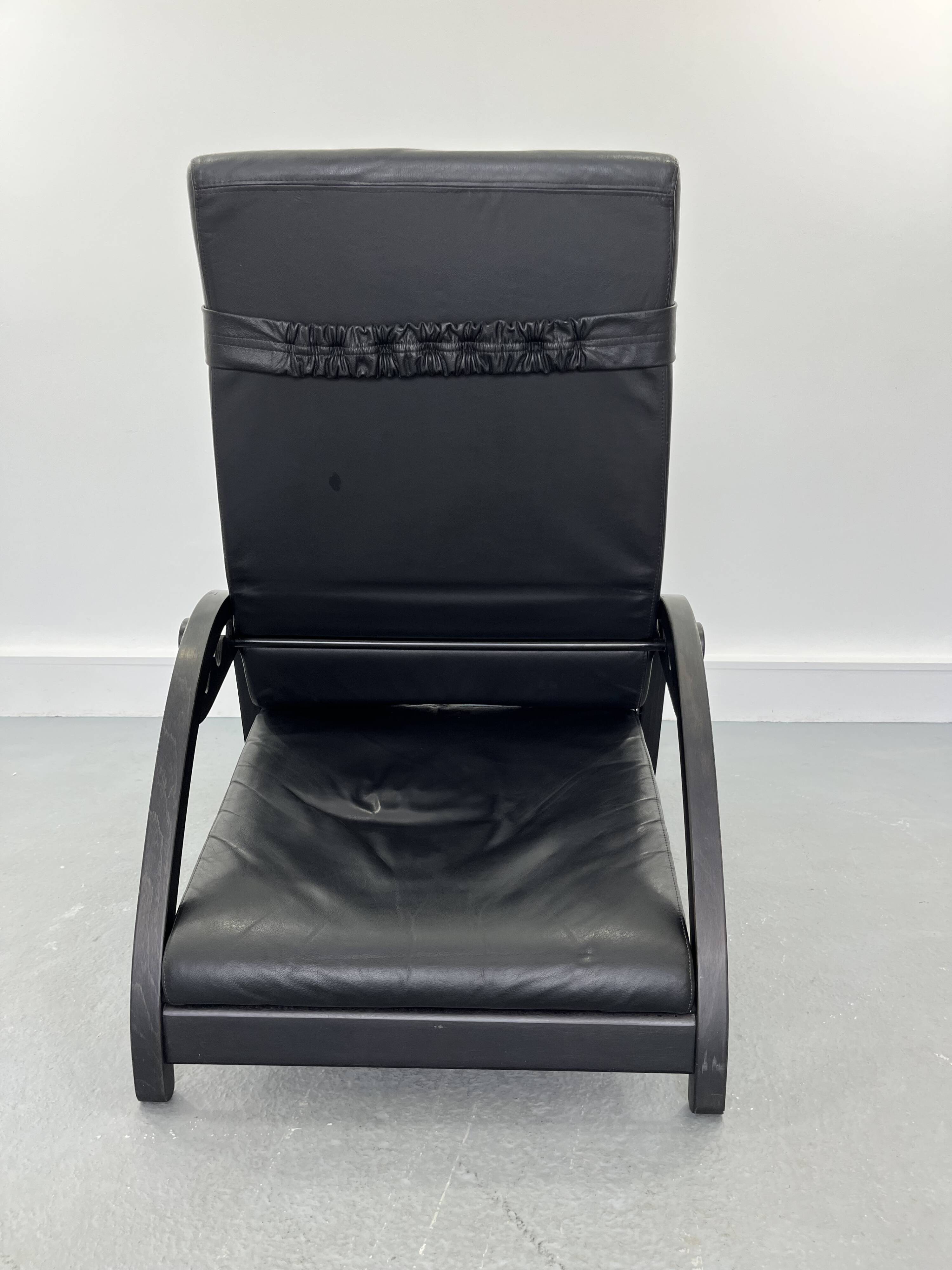 Sinus lying leather black chair from westnofa, 1970s