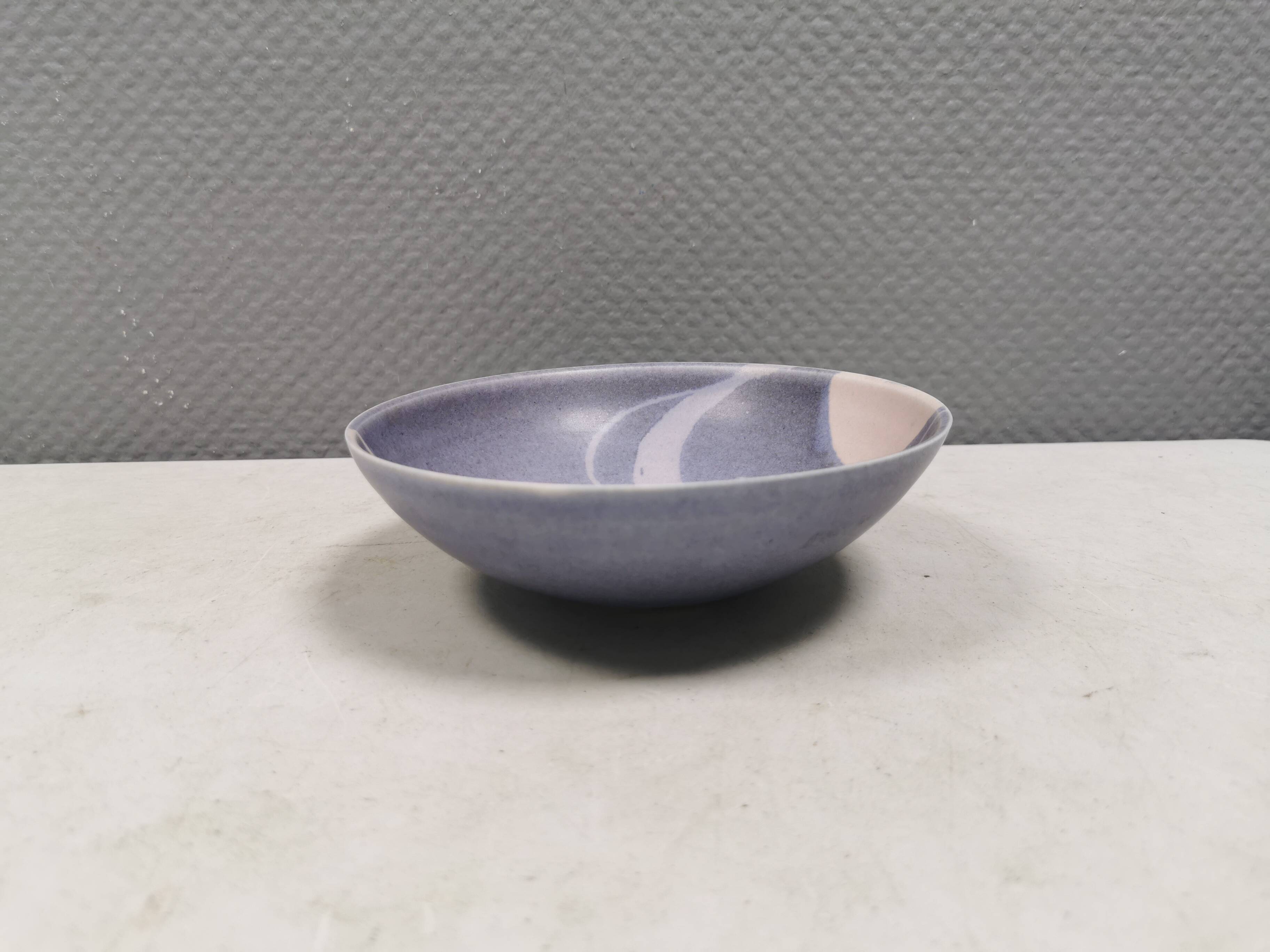 A unique bowl by Vibeke Fischer from 1984.