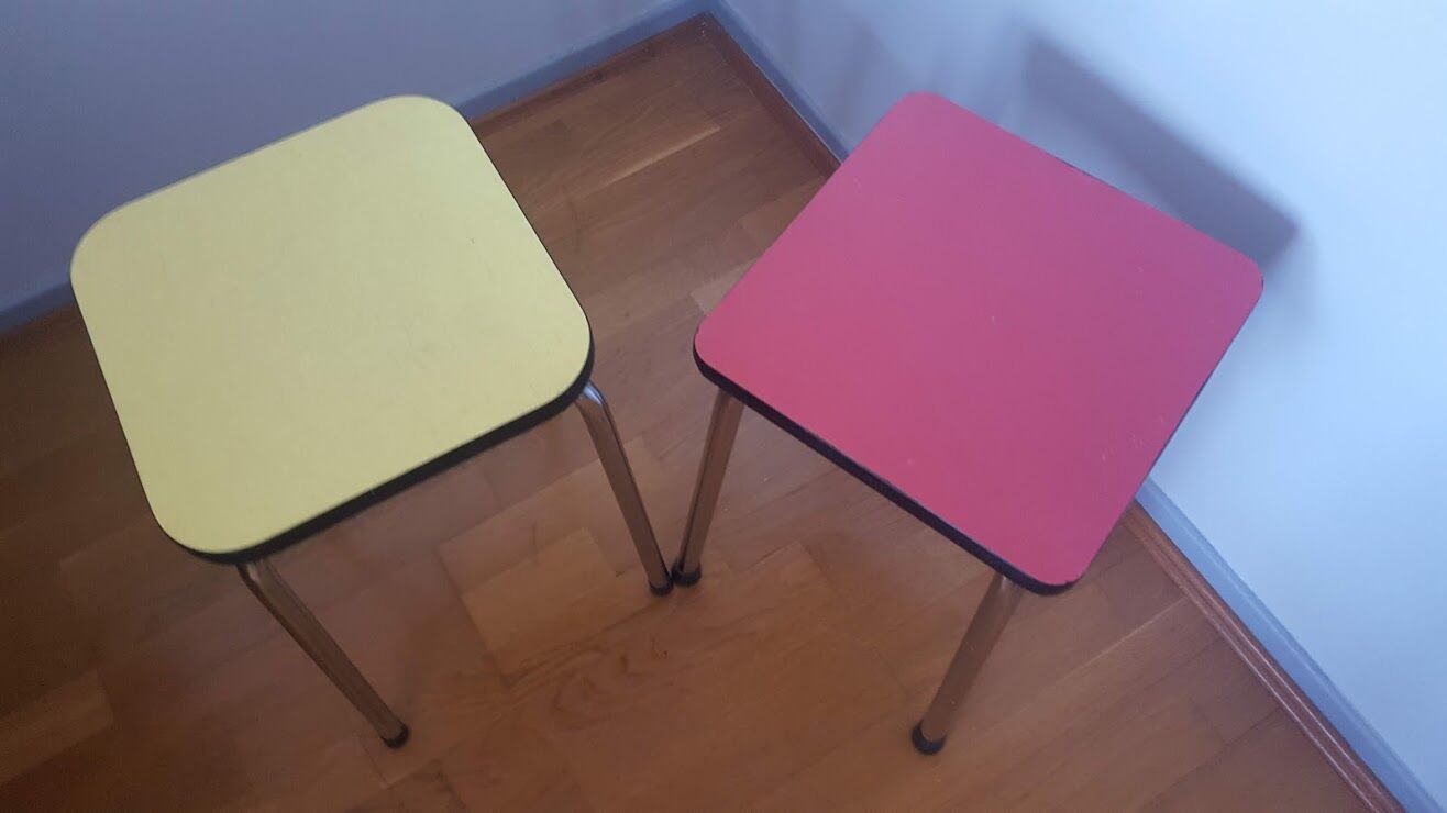 Pair of stools formica