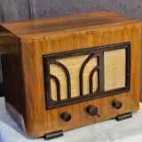 Poste radio art déco