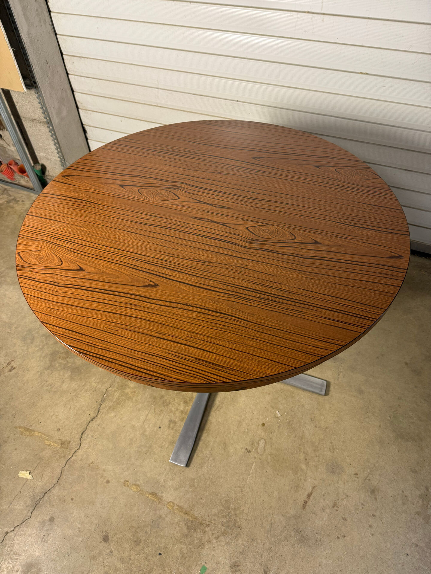 Vintage extendable table