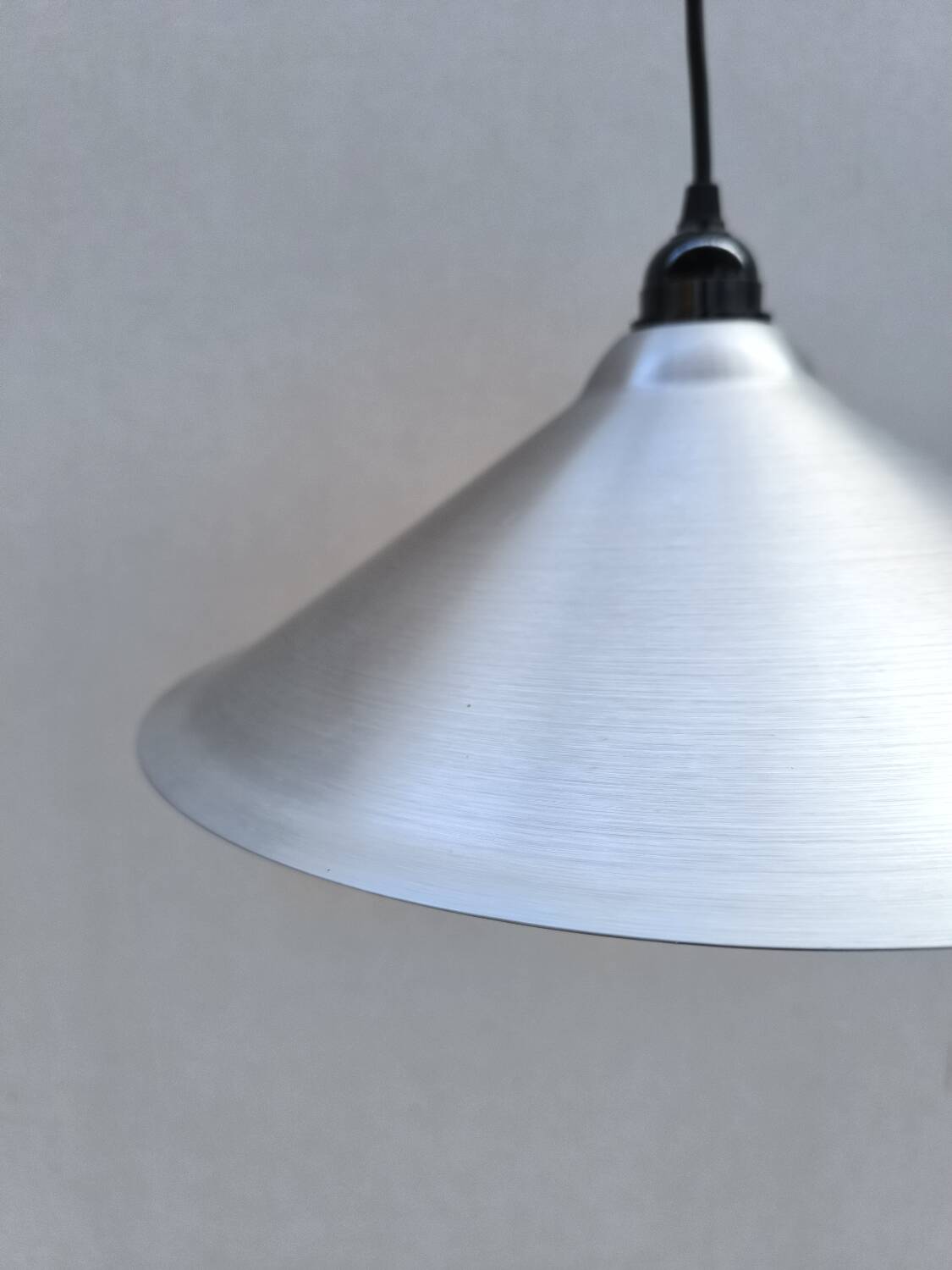Suspension en aluminium brossé design Andreas Wilke 1980