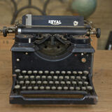 Old typewriter Royal NY USA 1930