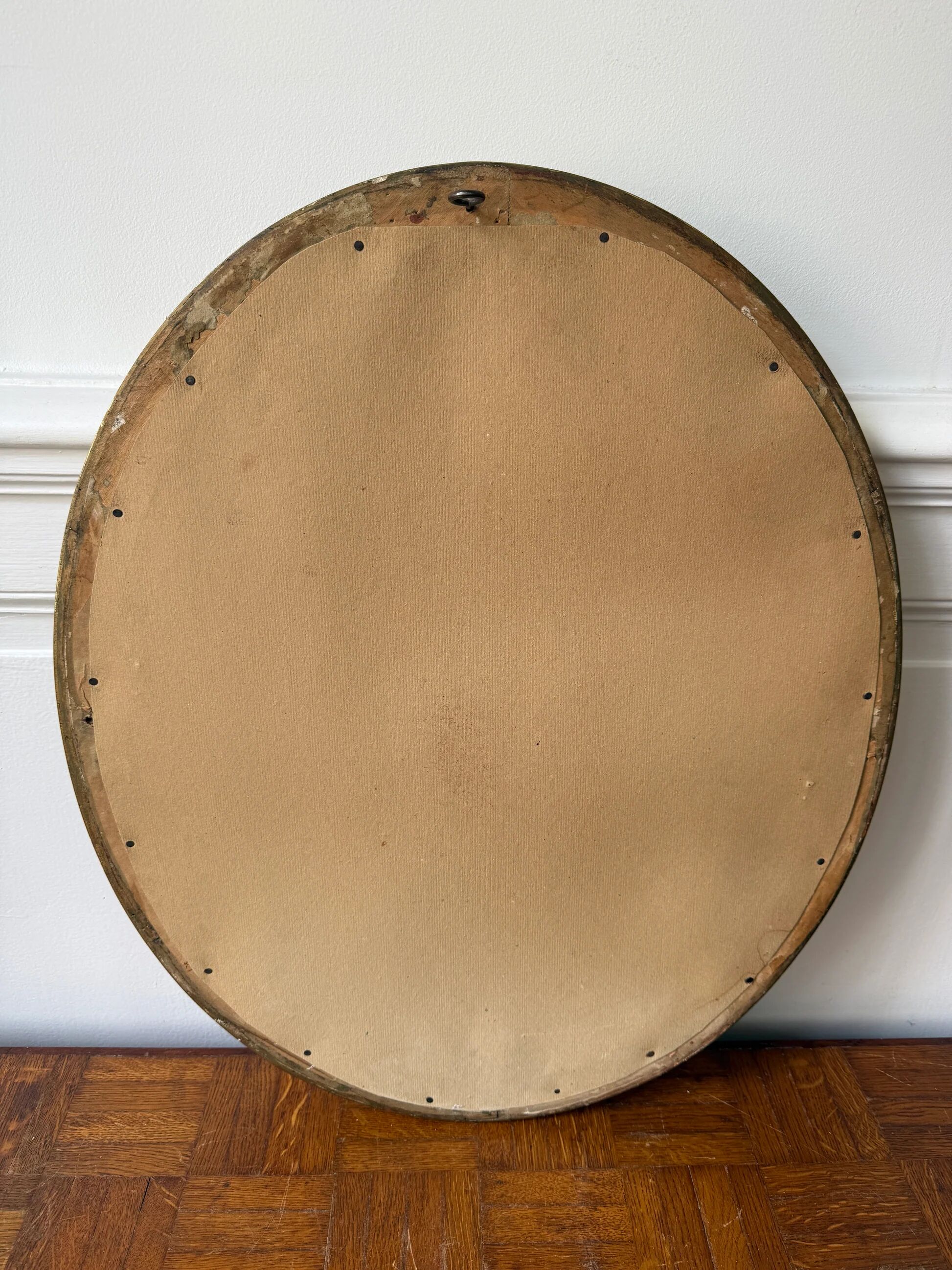 Oval gold mirror - Victorian style