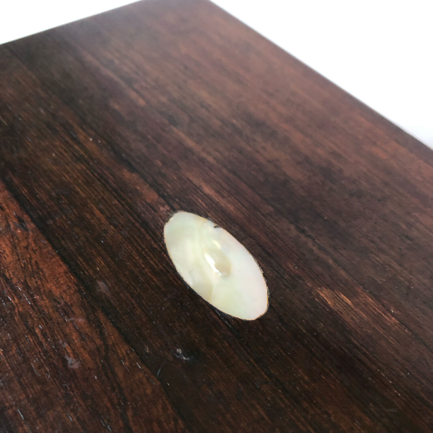 Jewelry box in wood and mother-of-pearl