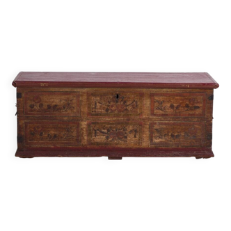 Antique pine wood chest – Central Europe (circa 1900)