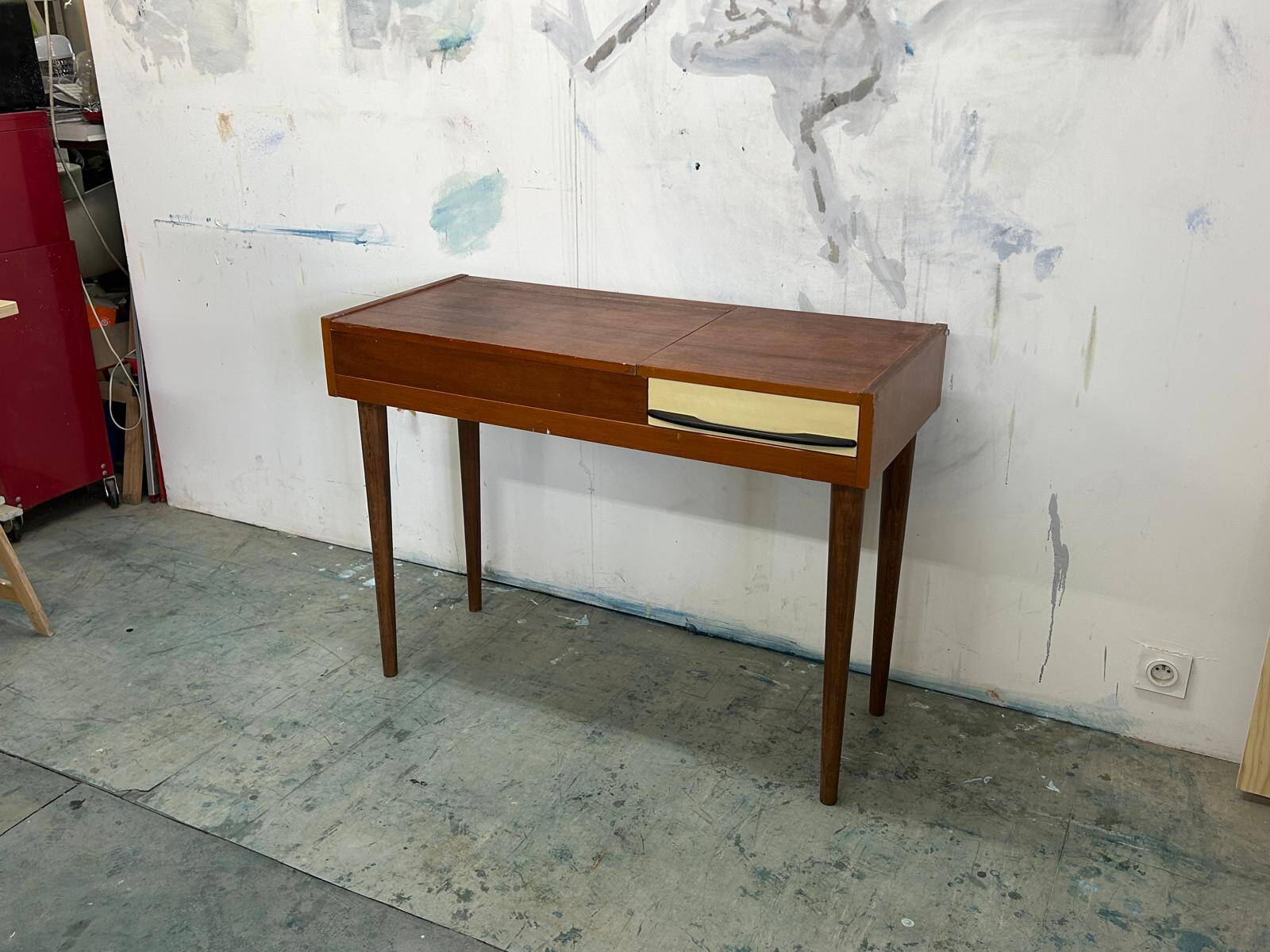 Coiffeuse vintage de style mid-century moderne ( années 50/60)